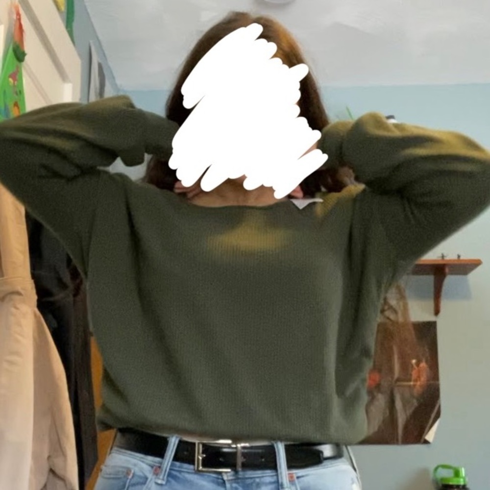 Long sleeve, semi turtle neck, open back, sweater, geeen